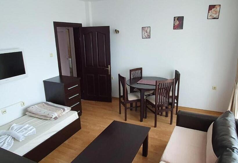 شقة غرفة واحدة, Santa Maria