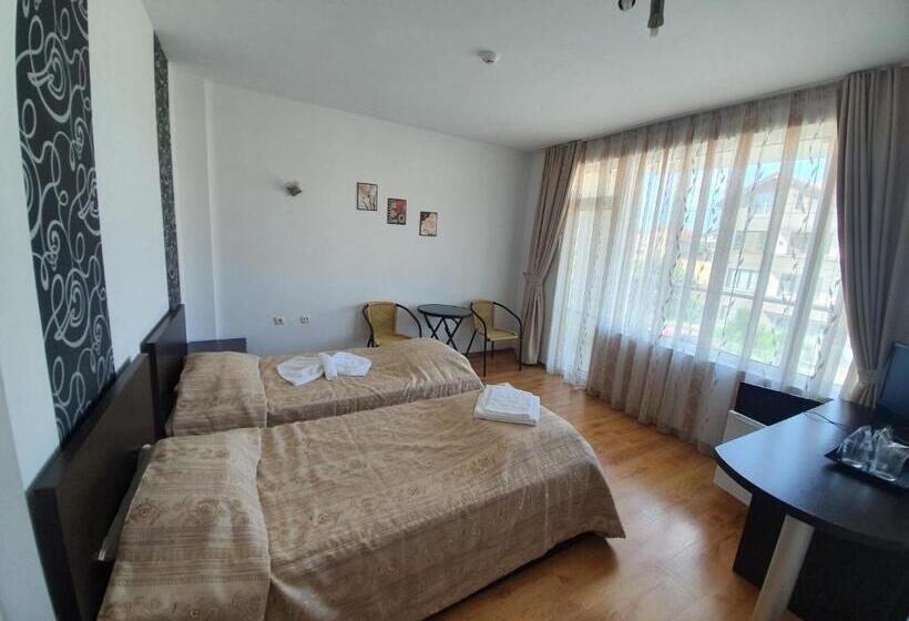 غرفة قياسية مزوَّدة بشُرفة, Santa Maria