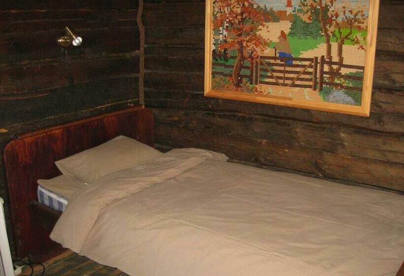 اتاق استاندارد, Aadu Holiday Farm