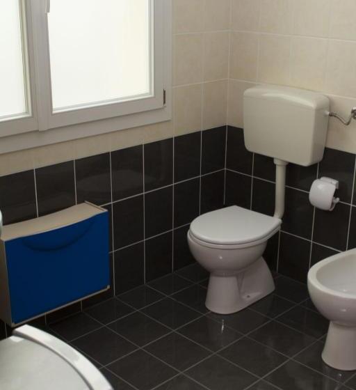 חדר סטנדרט לארבעה, B&b L Angolo