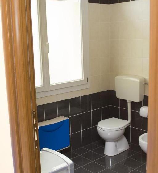 חדר סטנדרט לארבעה, B&b L Angolo