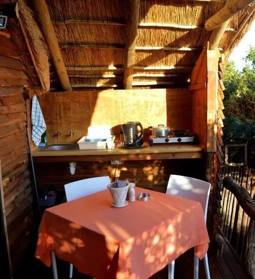 スタンダードバンガロー, Addo Dung Beetle Guest Farm