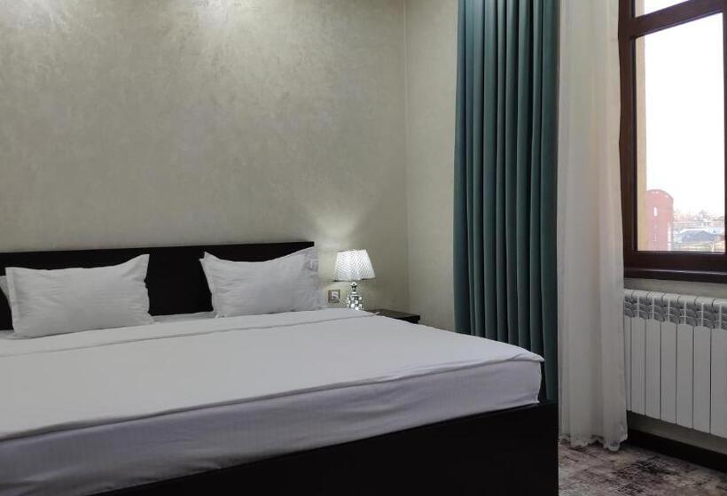 سوئیت با تخت بزرگ, Pga Hotel Free Shuttle To Airport