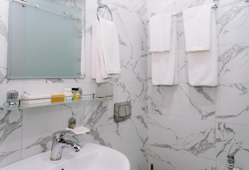 اتاق استاندارد یک تخته با بالکن, Pga Hotel Free Shuttle To Airport