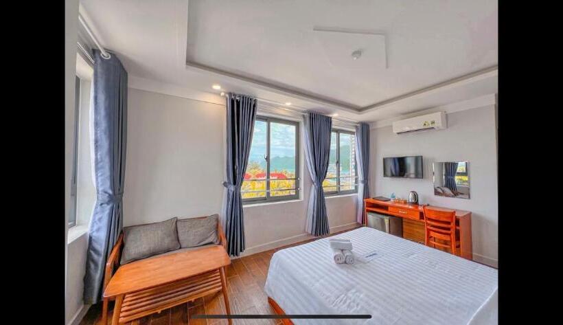 اتاق استاندارد با چشمانداز دریا, Hải Sơn