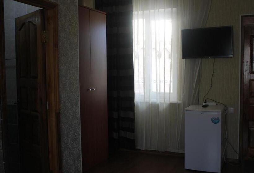 اتاق لوکس چهار تخته, адилет