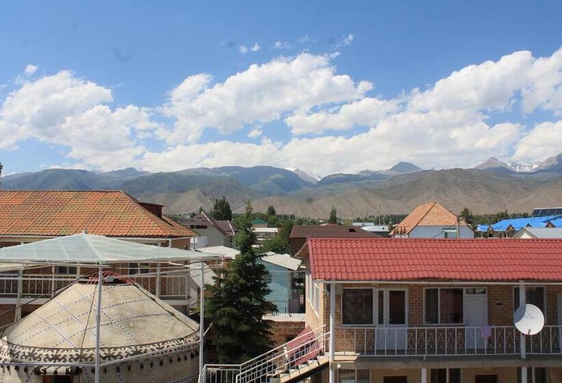 اتاق استاندارد با چشمانداز, адилет