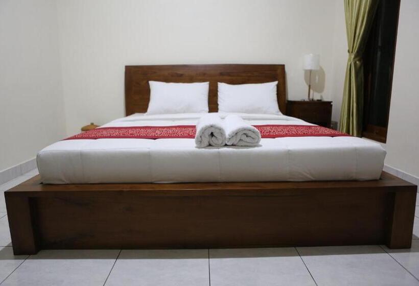 Pokój Standard, Ancut Sari