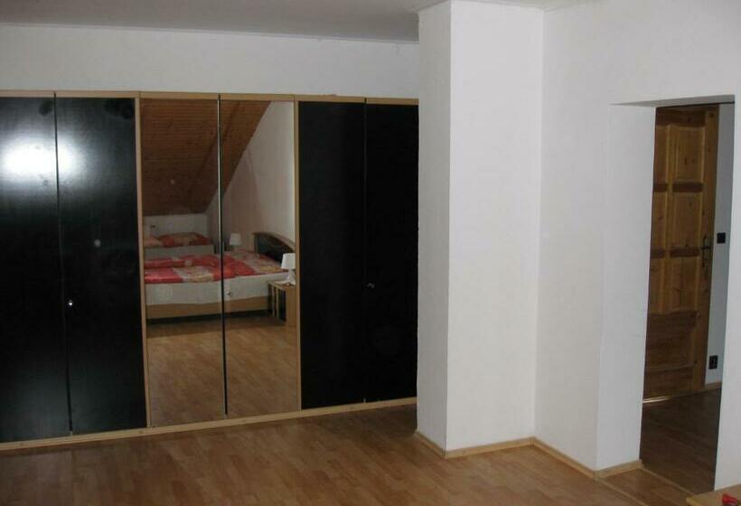 스위트, Penzión Normandia