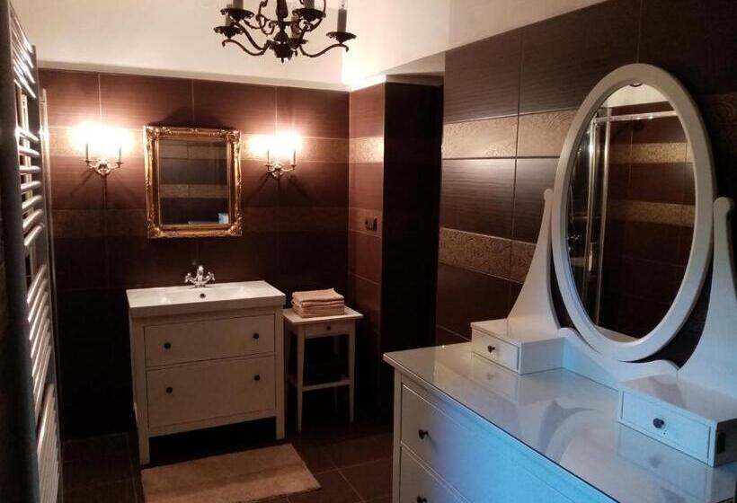 ファミリールーム, Penzion Restaurace U Helferů