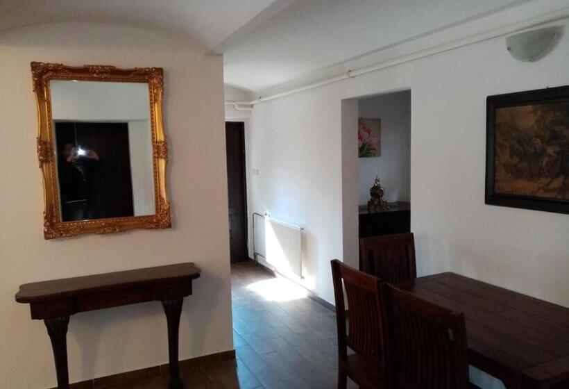 ファミリールーム, Penzion Restaurace U Helferů