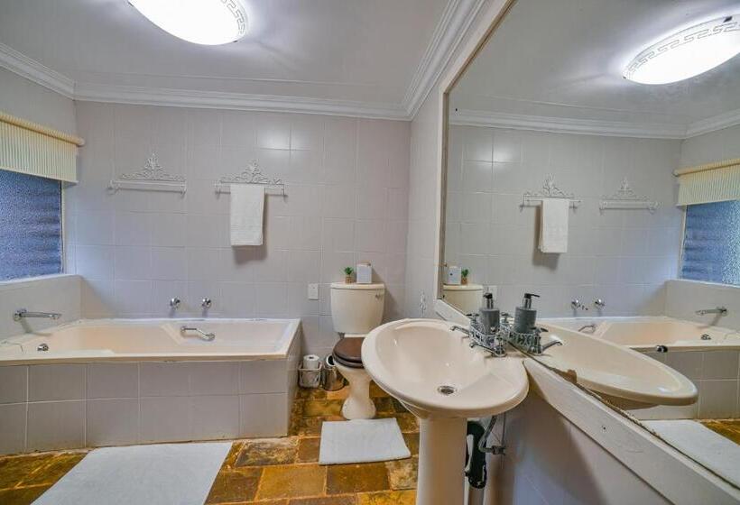 Family Suite, Serenity Mountain And Forest Lodge