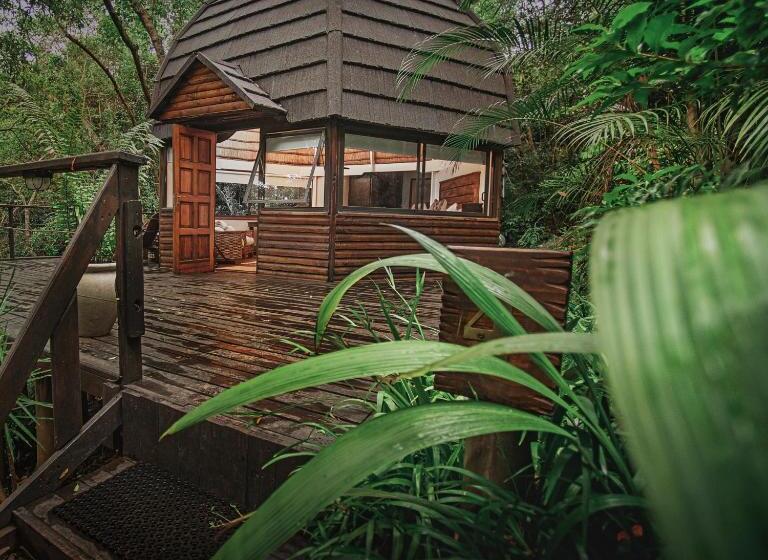 带河湖景观的套房, Serenity Mountain And Forest Lodge