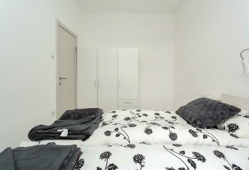 استودیوی لوکس, Vila ćirković U Centru Sokobanje