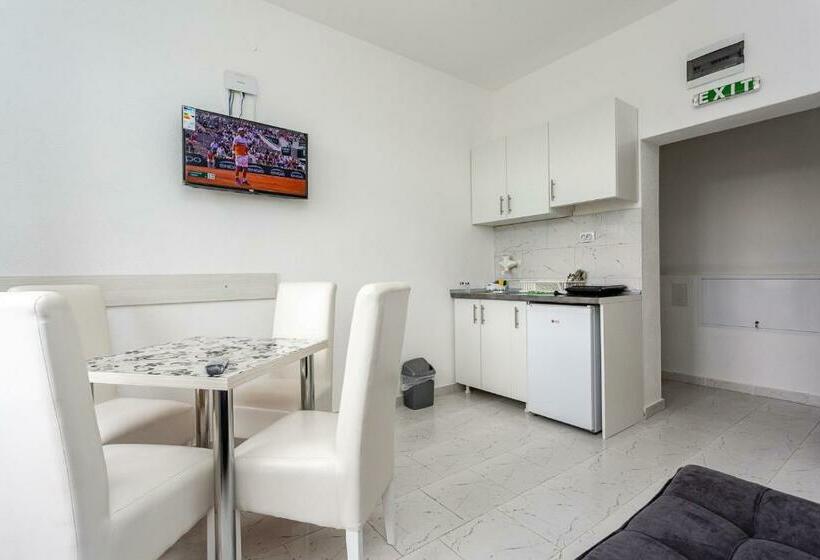 استودیوی لوکس, Vila ćirković U Centru Sokobanje