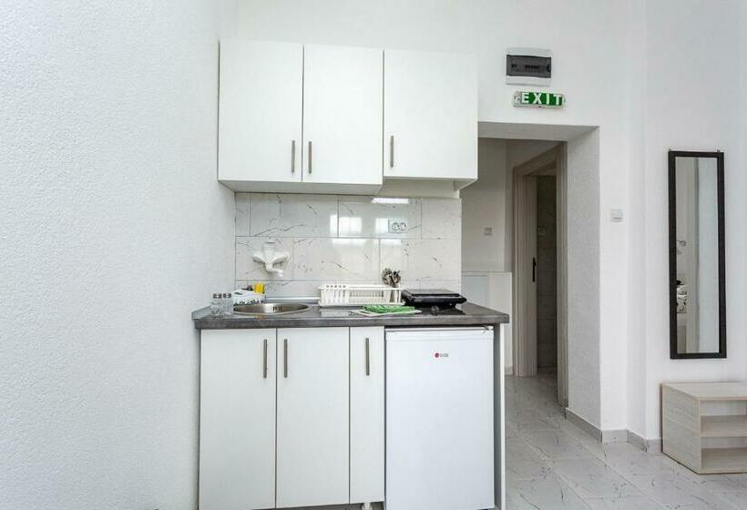 استودیوی لوکس, Vila ćirković U Centru Sokobanje