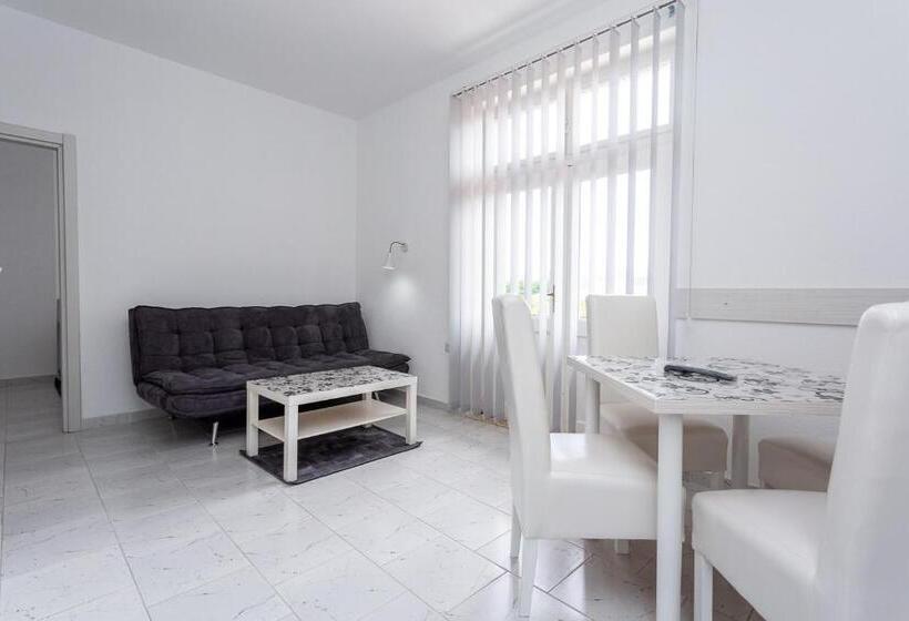 استودیوی لوکس, Vila ćirković U Centru Sokobanje