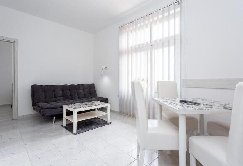 استودیوی لوکس, Vila ćirković U Centru Sokobanje