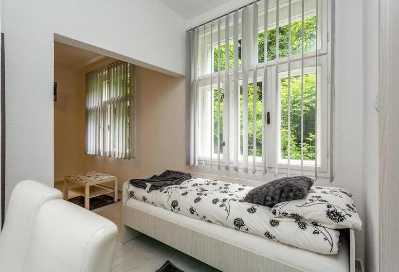 سوییت لوکس, Vila ćirković U Centru Sokobanje