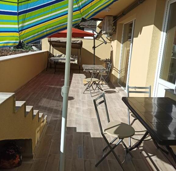 غرفة إقتصادية رباعية, Silitur Central