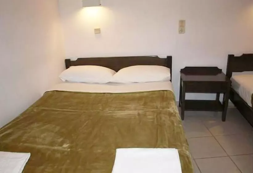 Chambre Standard, Aristea