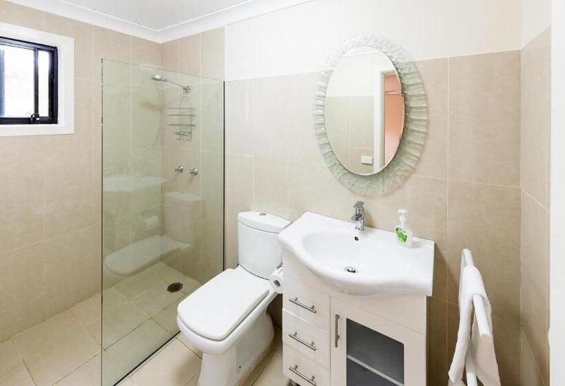 Дом 4 Спальни, Hillview Farmstay