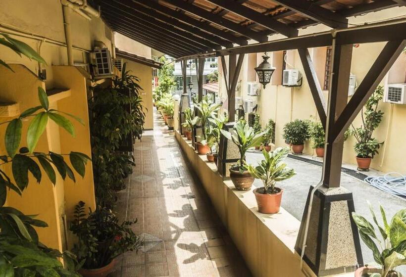 اتاق استاندارد چهار تخته, Anggerik Lodging