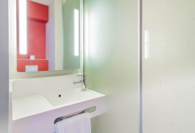 Четырехместный Номер Стандарт, B&b Hotel Royan La Palmyre