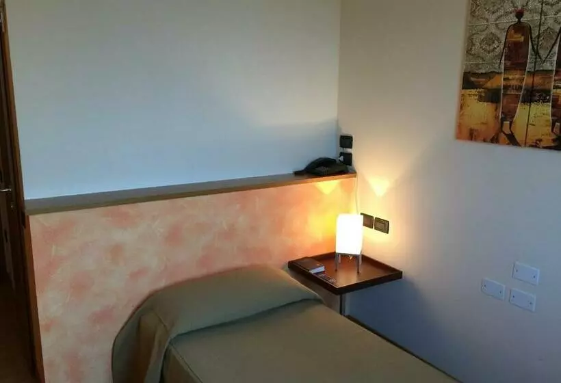 اتاق استاندارد یک نفره, Locanda Corte Girlanda