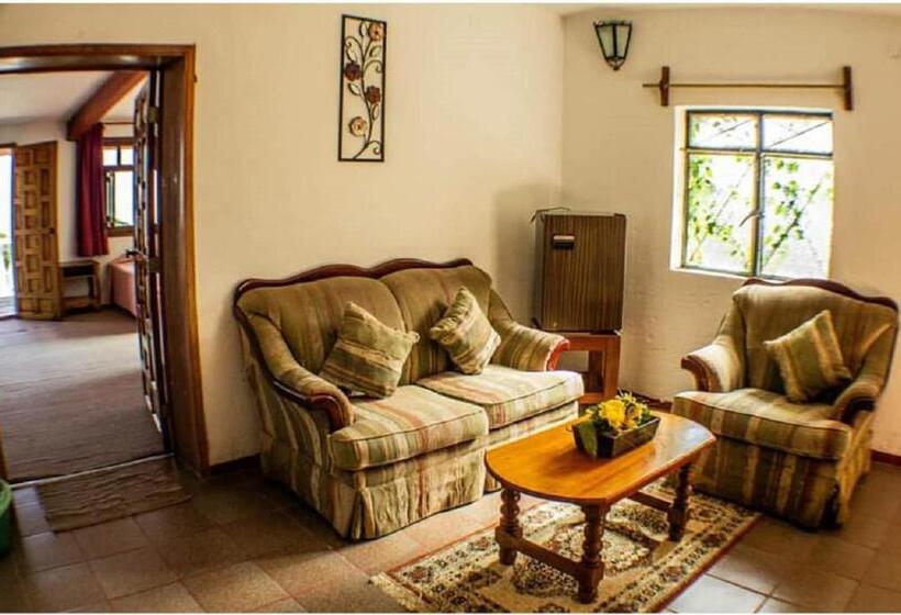 جناح, Meson Yohualichan