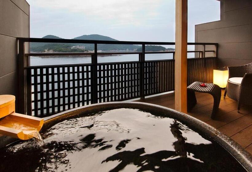 חדר סטנדרט, Migiwatei Ochi Kochi