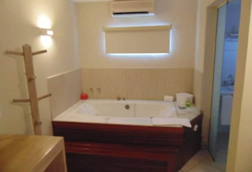 Люкс с гидромассажем, Pousada Montemar