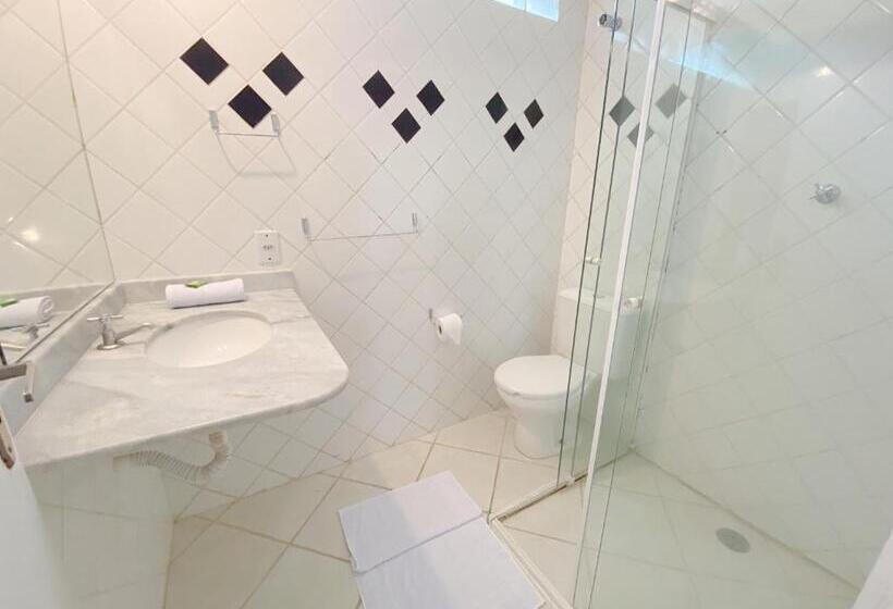 سوییت خانوادگی, Pousada Montemar