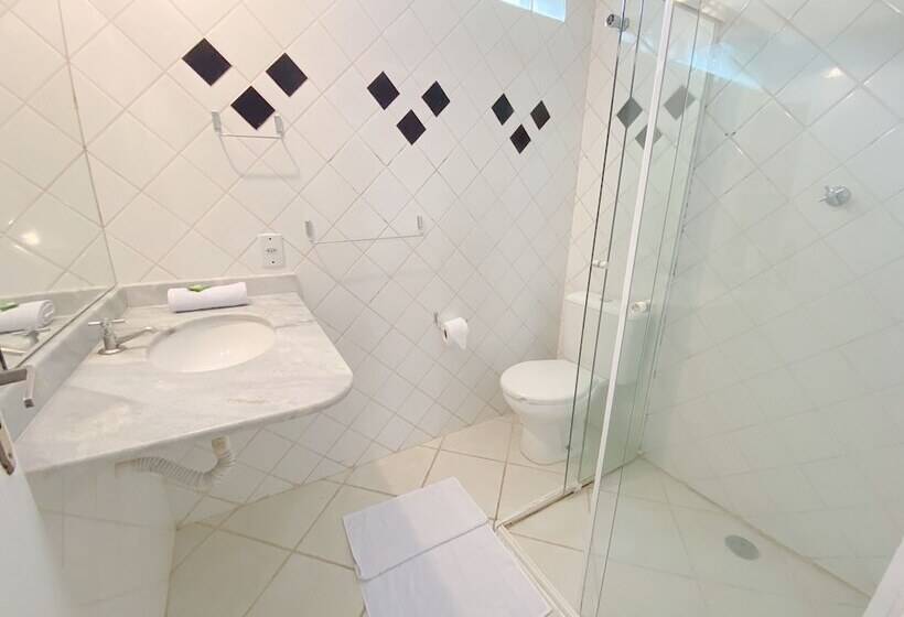 سوییت لوکس, Pousada Montemar