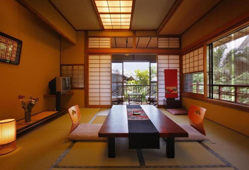 バス共有のスタンダードルーム, Chikurakan