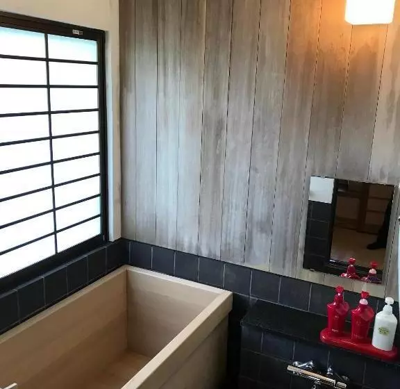 スタンダード４人部屋, Chikurakan