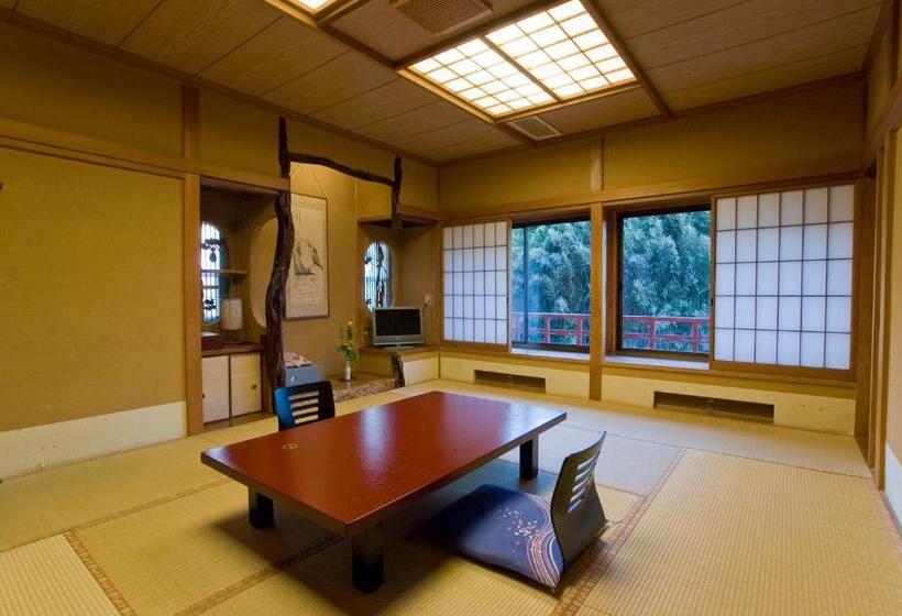 スタンダード４人部屋, Chikurakan