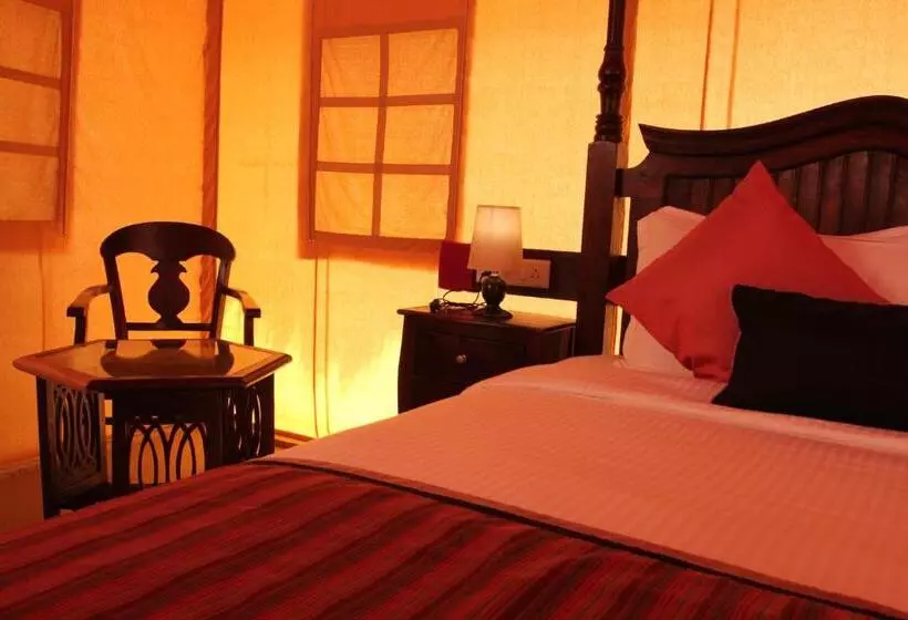 キングサイズベッドのデラックスルーム, Serena Beach Resort