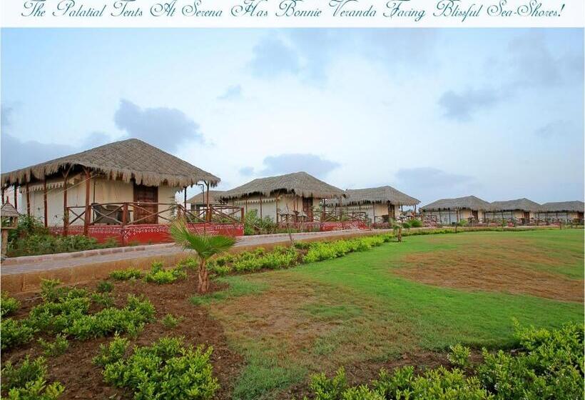 Номер Deluxe, Serena Beach Resort