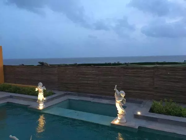 プール付き１ベッドルームヴィラ, Serena Beach Resort