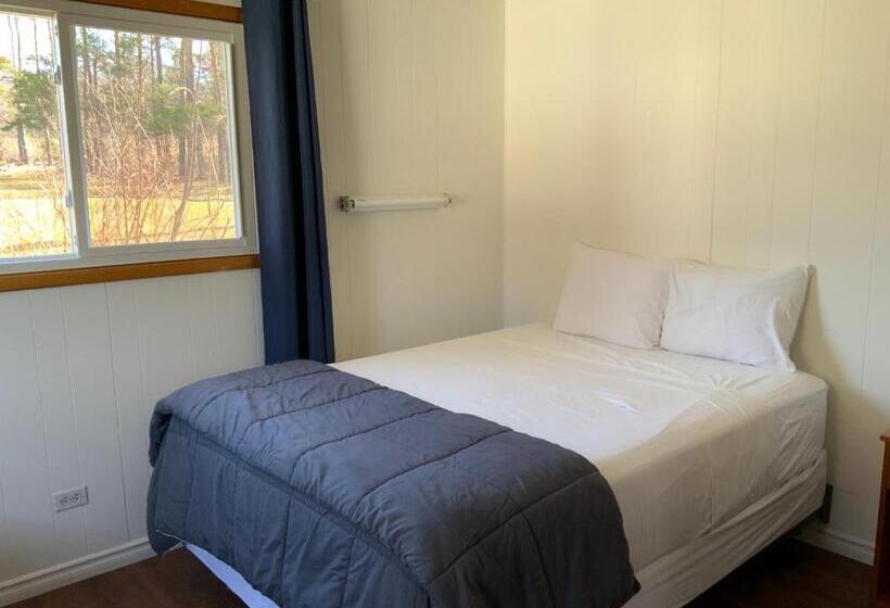 كابينة, Tally Ho Inn