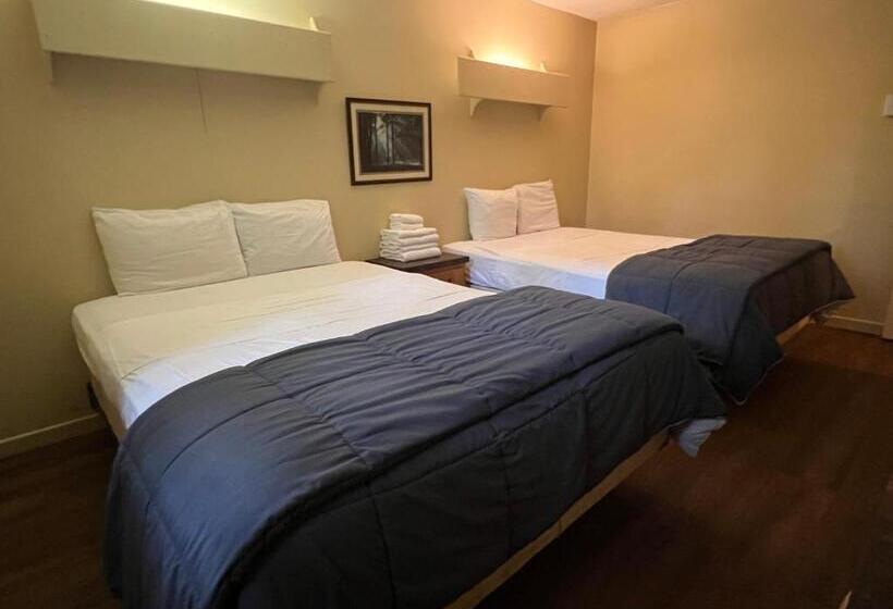 جناح, Tally Ho Inn