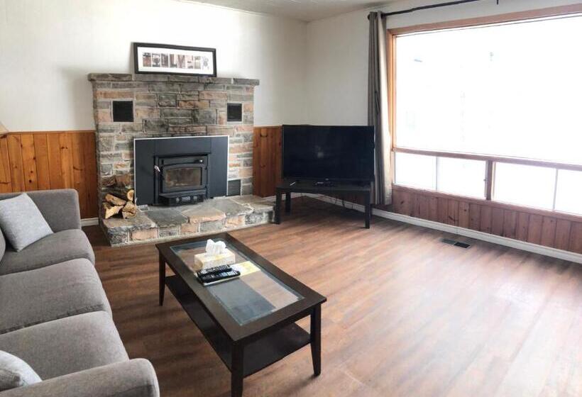 كابينة, Tally Ho Inn