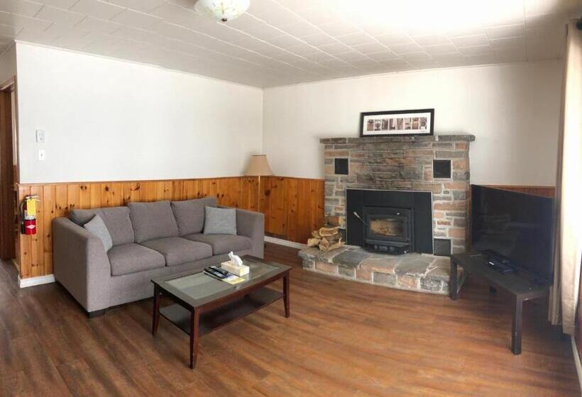 كابينة, Tally Ho Inn