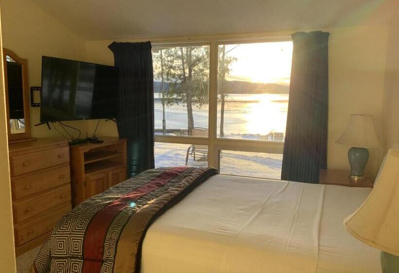 منزل 3 غرف نوم, Tally Ho Inn