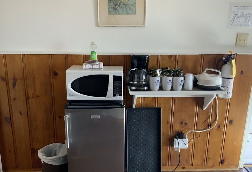 كابينة, Tally Ho Inn