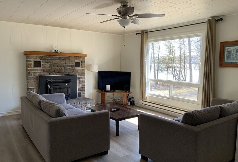 منزل 3 غرف نوم, Tally Ho Inn