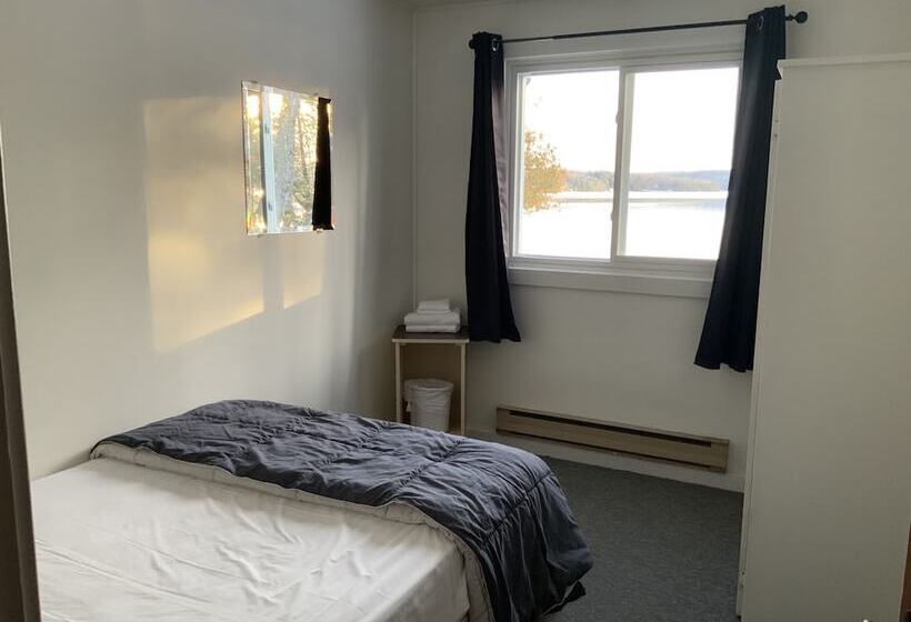 منزل 3 غرف نوم, Tally Ho Inn