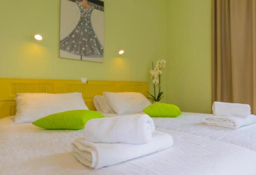 스탠다드 룸, Thejoy