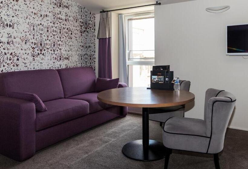 주니어 스위트, L Adresse